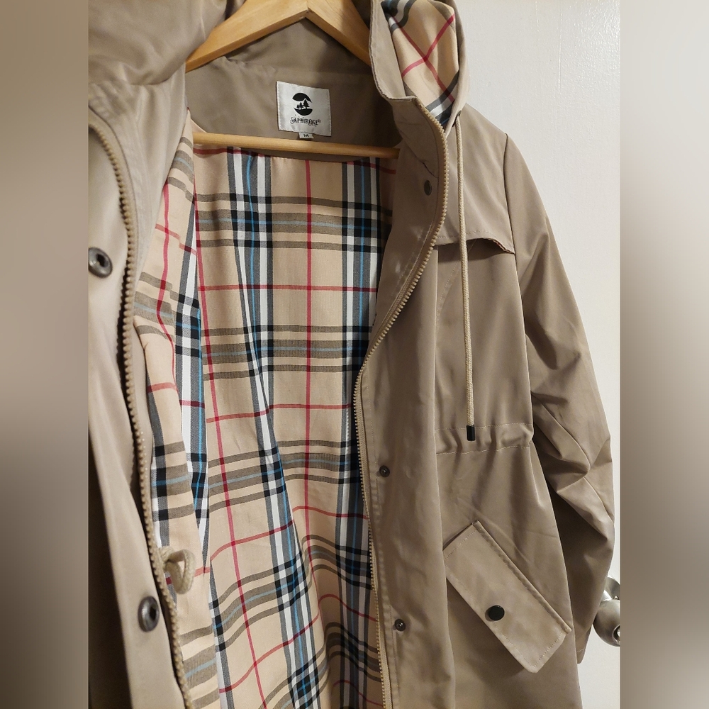 Waterproof Women's Beige Hooded Jacket - Raincoat Outdoor Windbreaker - Picture 4 of 13